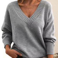Beiger Damen Pullover mit V-Ausschnitt – Kuscheliger Oversize-Look für Herbst und Winter in Grau