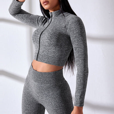 Sportset mit langärmeligem Crop Top mit Reißverschluss und Leggings