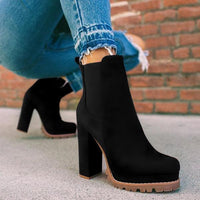 Margaret | Modische Stiefelette mit runder Zehenpartie in Schwarz