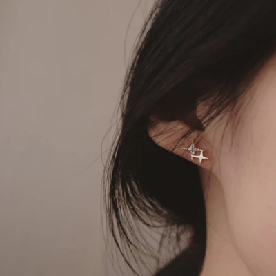 Stella – Funkelnde Stern-Ohrstecker