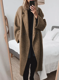 Elara | Lange Bequeme Jacke in Braun