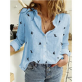 Hellblau mit schwarzen Vogelprints