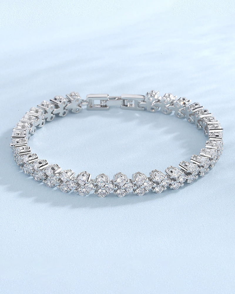 Katherine - funkelndes Tennisarmband mit Herz-Zirkonia-Steinen | glamouröse Armbänder Frauen