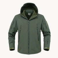 Isaak - ultraleichte, wasserdichte schutzjacke für herren in Grün