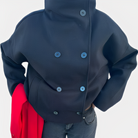 Carolyn - Eleganter Damenmantel mit einfachem Verschluss in Blau