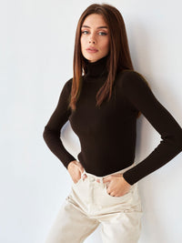 Klassischer Rollkragenpullover für Damen | Lässig in Kaffee