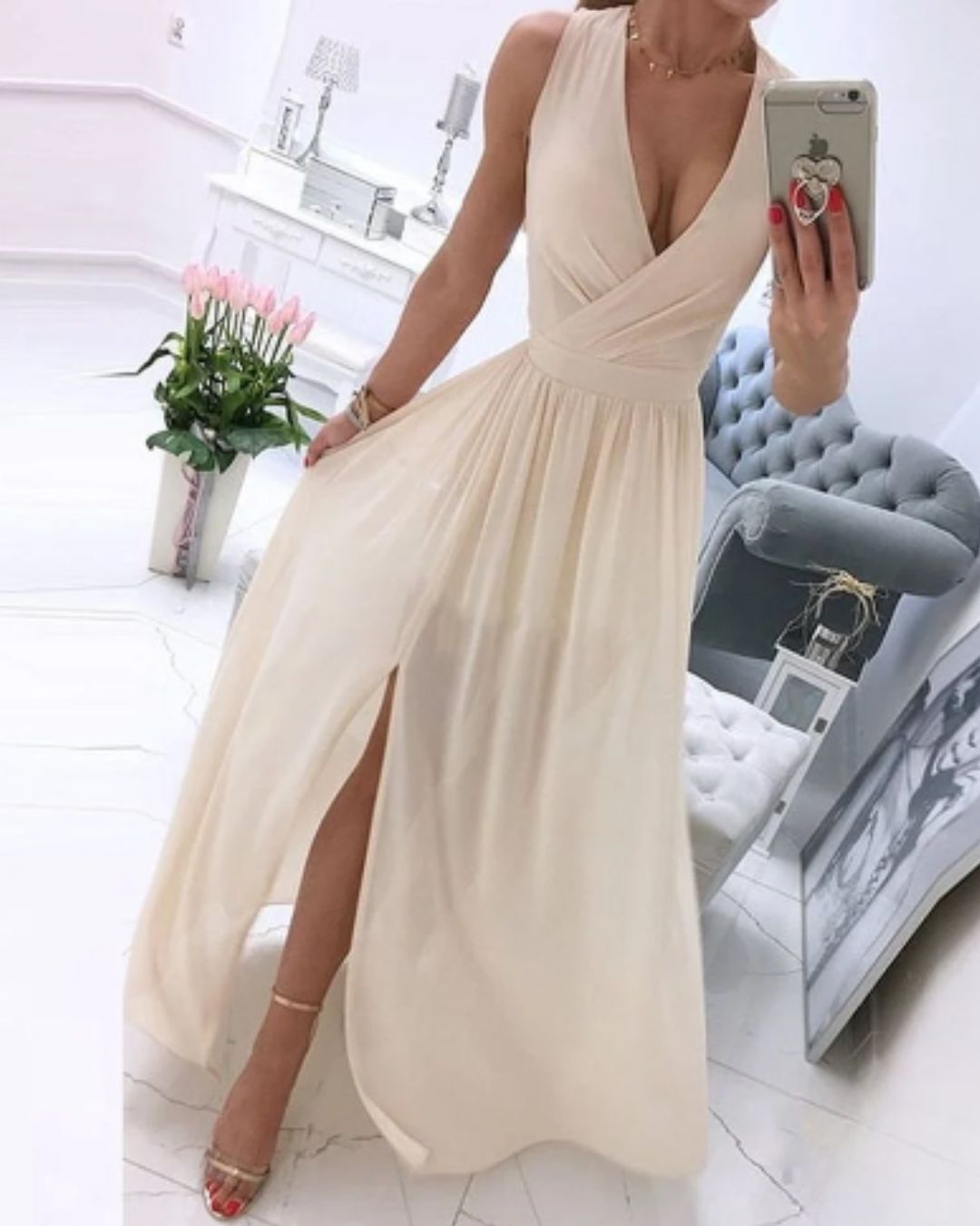 Julia® | Ärmelloses Strandkleid für Damen mit tiefem V-Ausschnitt