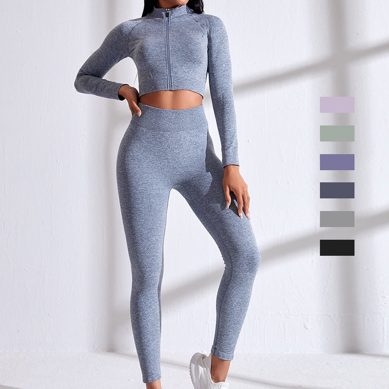 Sportset mit langärmeligem Crop Top mit Reißverschluss und Leggings