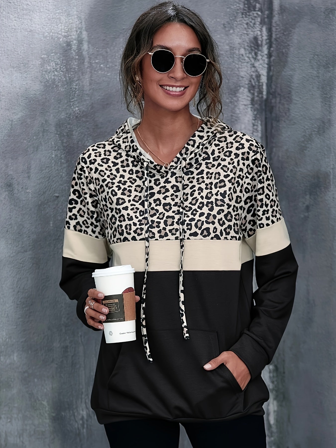 Leona™ – Furchtlos & Fabelhaft Color Block Hoodie