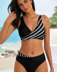 Deliana - Schickes gestreiftes Bikini-Set in Schwarz