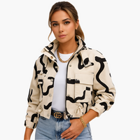 Damen Cropped Utility Jacke mit Reißverschluss vorn in Aprikose