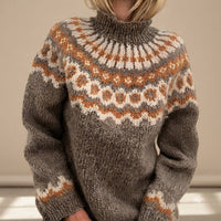 Oona - Warmer Rollkragenpulli in Braun