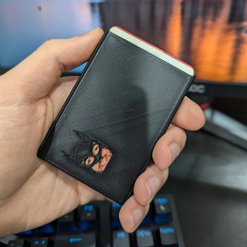 ID-Karten Schutzfolie mit Superheldenlook – ShadowTag