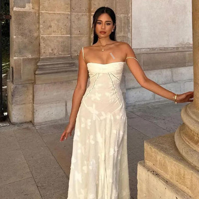 Schulterfreies Jacquard-Maxikleid mit zartem Blumenmuster für stilvolle Herbstabende