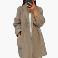 Damen Strickjacke mit V-Ausschnitt und Fronttaschen in Khaki