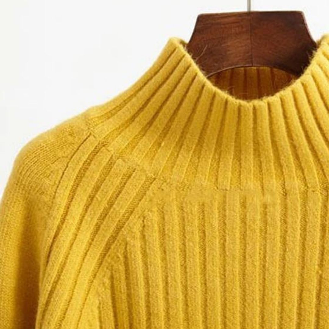 Sonia  - Gerippter Rollkragenpullover mit Ballonärmeln