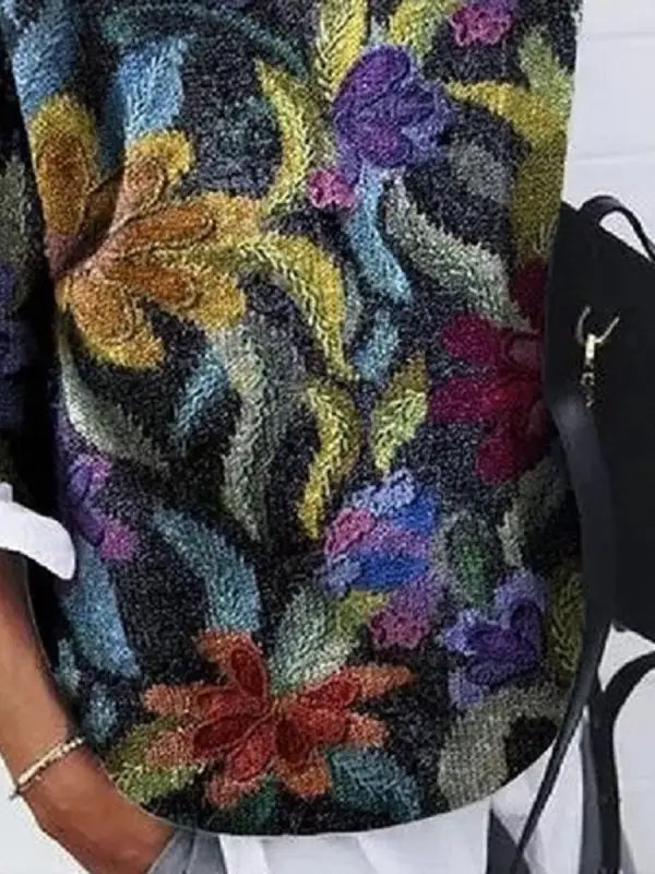 Stylischer Blumen-Pullover für die kühle Jahreszeit - Komfort und Eleganz für Anna