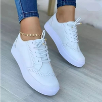Trendige orthopädische Damen-Sneakers - Fenna in Weiß