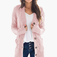 Damen Strickjacke mit Knopfverschluss und Vordertaschen in Rosa