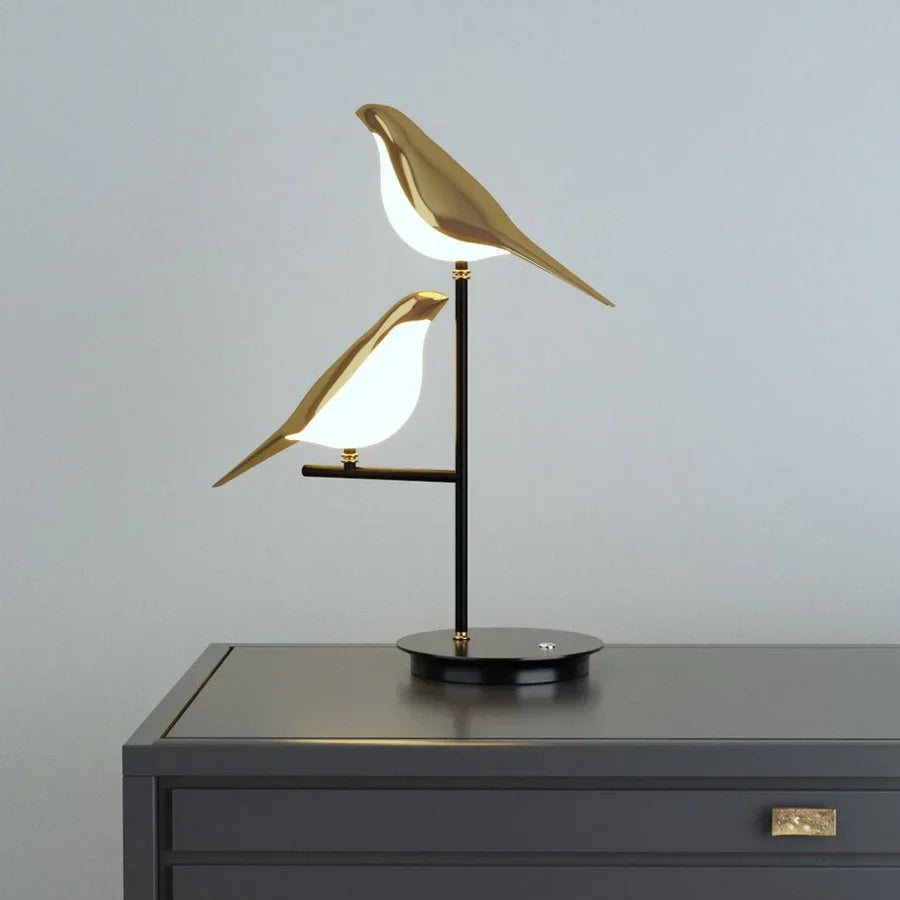 LED Tischlampe mit stilvollem Design - AvaBird
