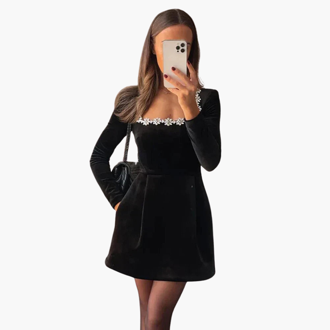 Elegantes Kleid für Damen mit langen Ärmeln und Blumenmuster