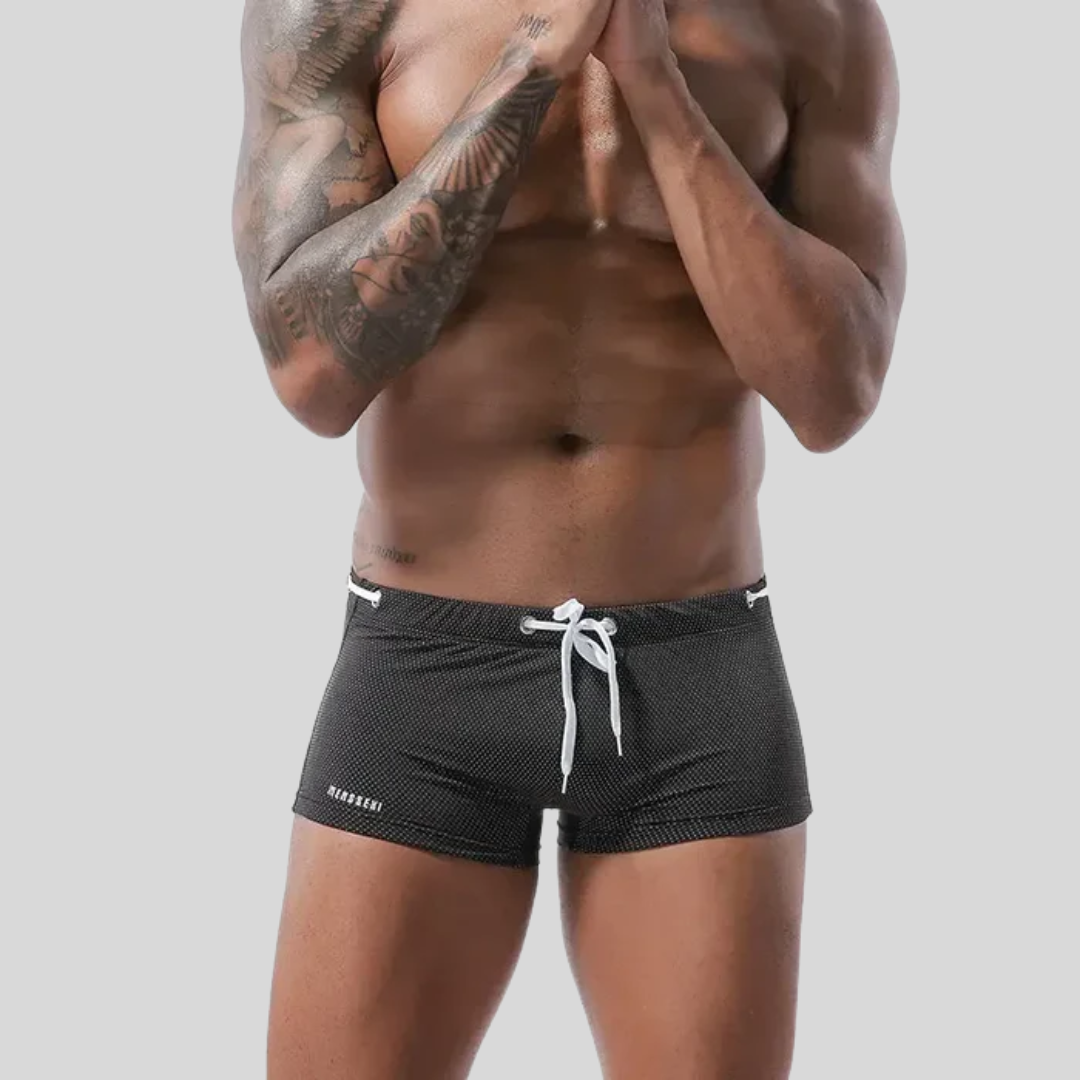 Sandro™ | Der eng anliegende Badeanzug für einen sicheren und stilvollen Sommer