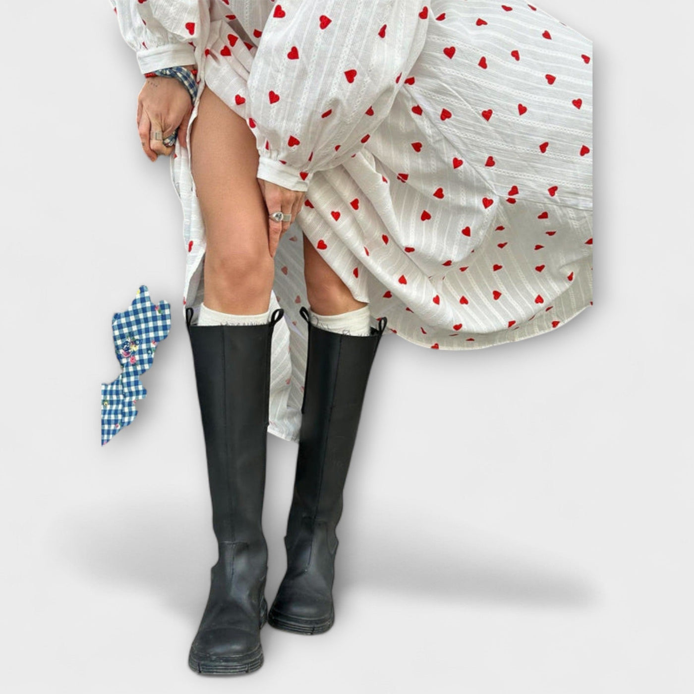 Elna – Romantisches Jacquardkleid mit Herzmuster