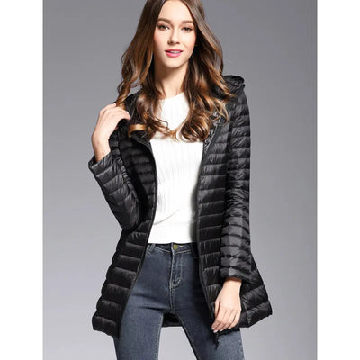 Damen Daunenjacke mit Kapuze – Leichte, warme Winterjacke in verschiedenen Farben