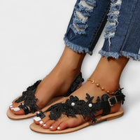Boho - Bequeme Sandalen mit Blumen & Knöchelriemen in Schwarz