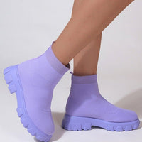 Modische Damen-Stiefeletten im Sockenstiefel-Design in Lila