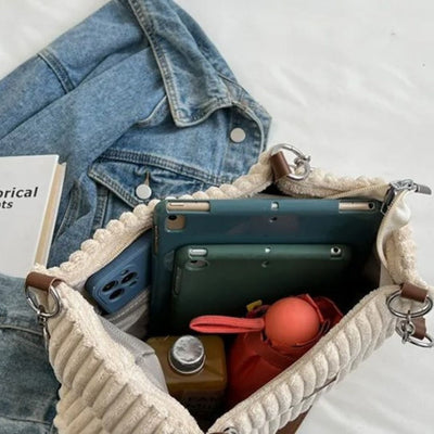 Stylische Umhängetasche mit großem Stauraum