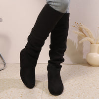 Overknee Stiefel Damen | Schlupfform mit Niedrigem Blockabsatz in Schwarz