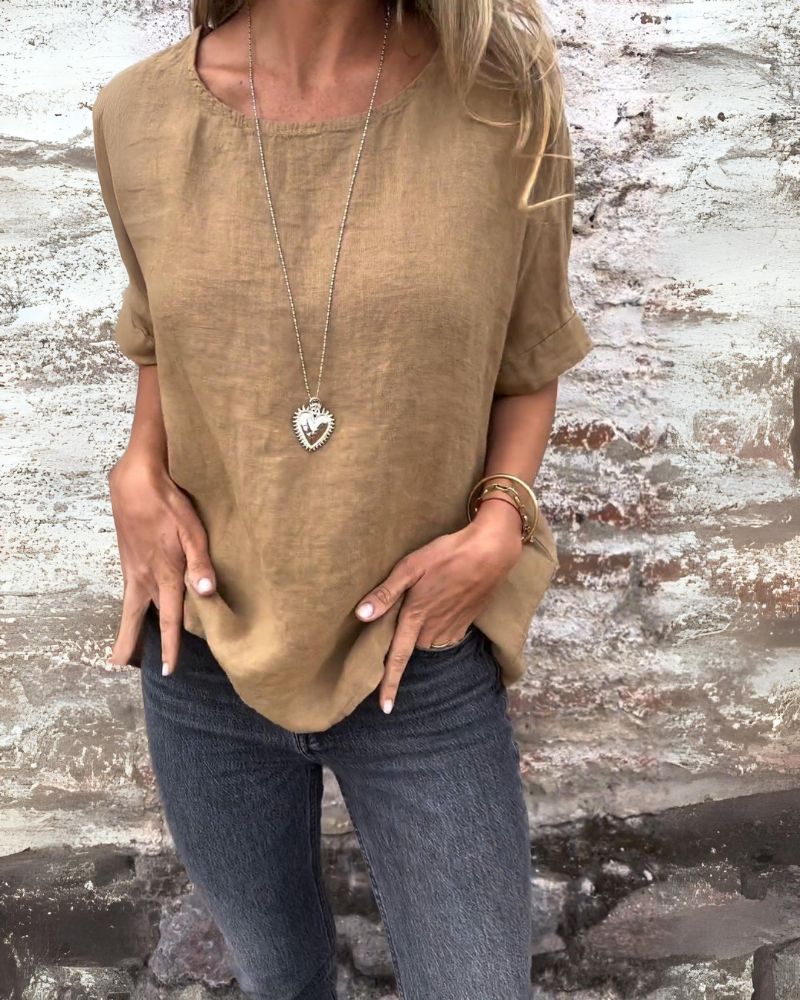 Anne™ | Essential T-Shirt