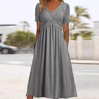 Hainah | V-Ausschnitt Schmeichelndes Kleid in Grau