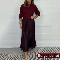 MARIA | Elegante und stilvolle Faltenkleider mit Rundhalsausschnitt in Burgunderrot