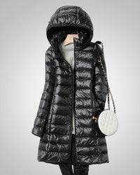 Paula | Damen Leichte Gesteppte Lange Daunenjacke in Schwarz
