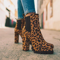 Margaret | Modische Stiefelette mit runder Zehenpartie in Leopard