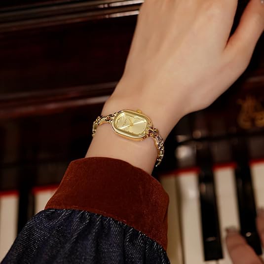 Celisse Verity Gold Watch