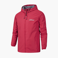 Herren Regenjacke mit Kapuze und Reißverschluss in Rot