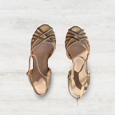 Sadie® | Sandalen mit goldenem Absatz