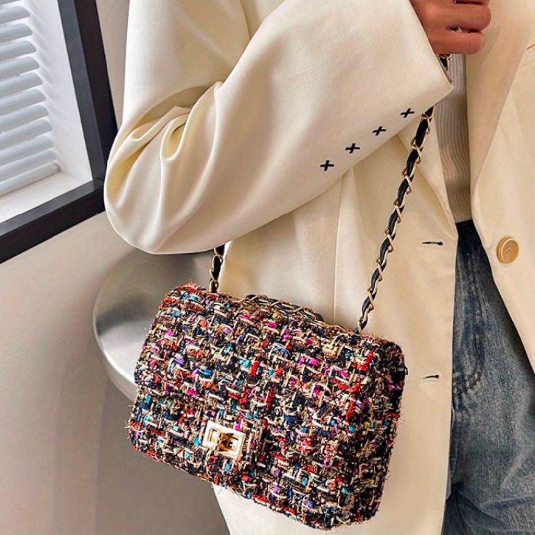 Schicke Umhängetasche für Damen mit Kettenriemen