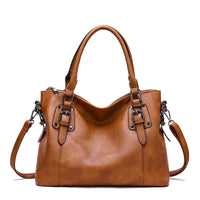 Sienna | Elegant leather shoulder bag in Braun