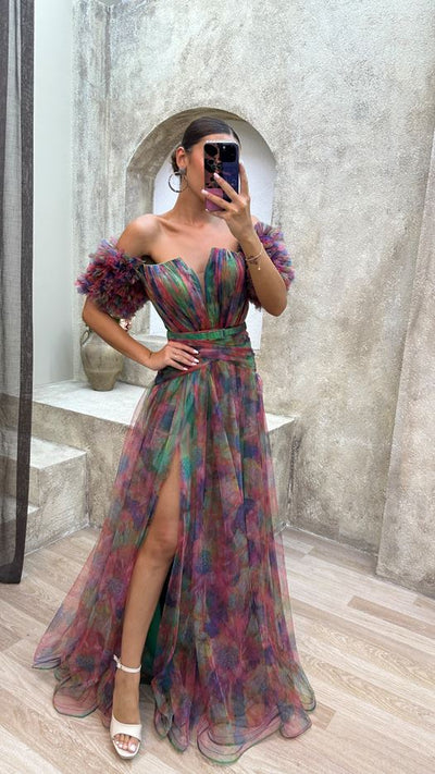 Carmel - Elegantes Maxikleid mit Gürtel und Rüschenärmeln