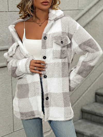 Emma – Gemütliche karierte Shacket mit Button-Down-Front | Weiche, karierte Fleece-Hemdjacke in neutralen Tönen