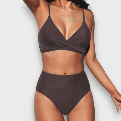 Mira – Formender Badeanzug mit klarer Linie