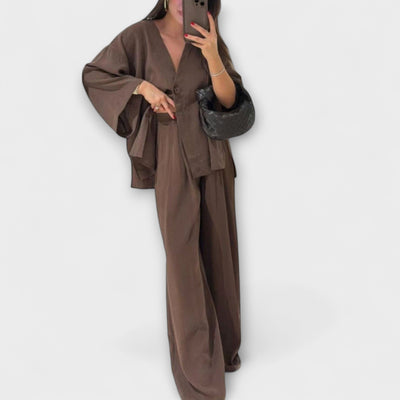 Jacqueline - Lässiges V-Ausschnitt Oberteil mit passender Hose