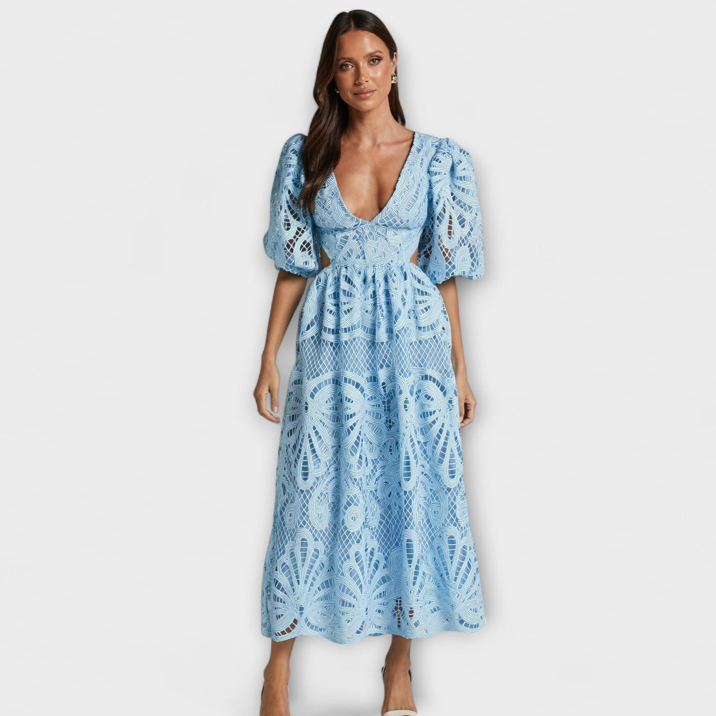 Elegantes Kleid mit feinen Akzenten