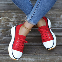 Ysabel - Niederhackige Plateau-Sneakers in Rot