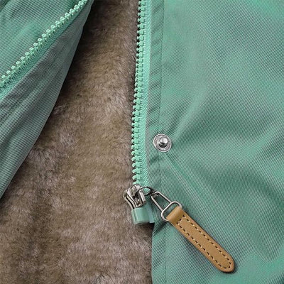 Elegante und Wetterbeständige Damen Parkajacke für kalte Tage