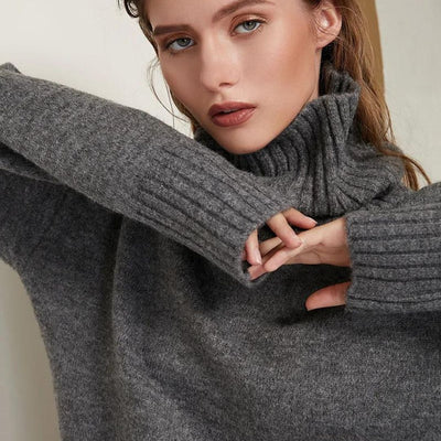 Brenda - Weicher Kaschmir-Rollkragenpullover mit Rippbündchen